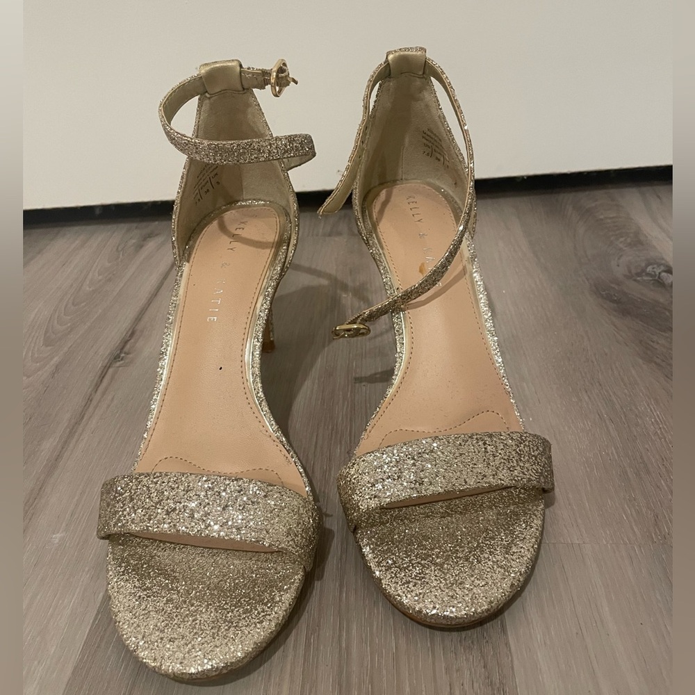 Gold Sequin Heels✨✨
